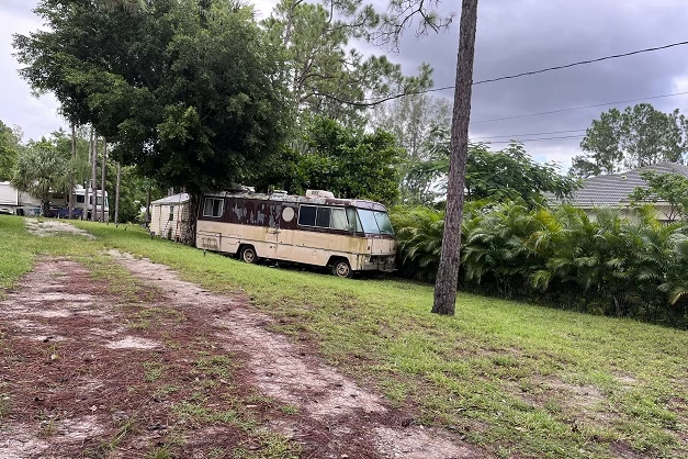 Garage Clean Out Service FL