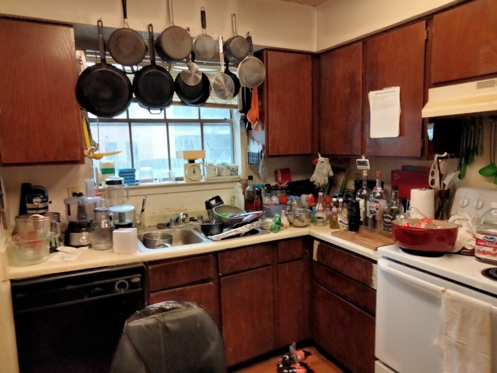 Old Kitchen Soffit Removal in Englewood