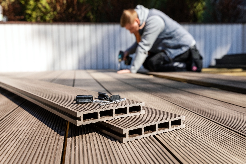 How to Remove and Junk Storm Shutters