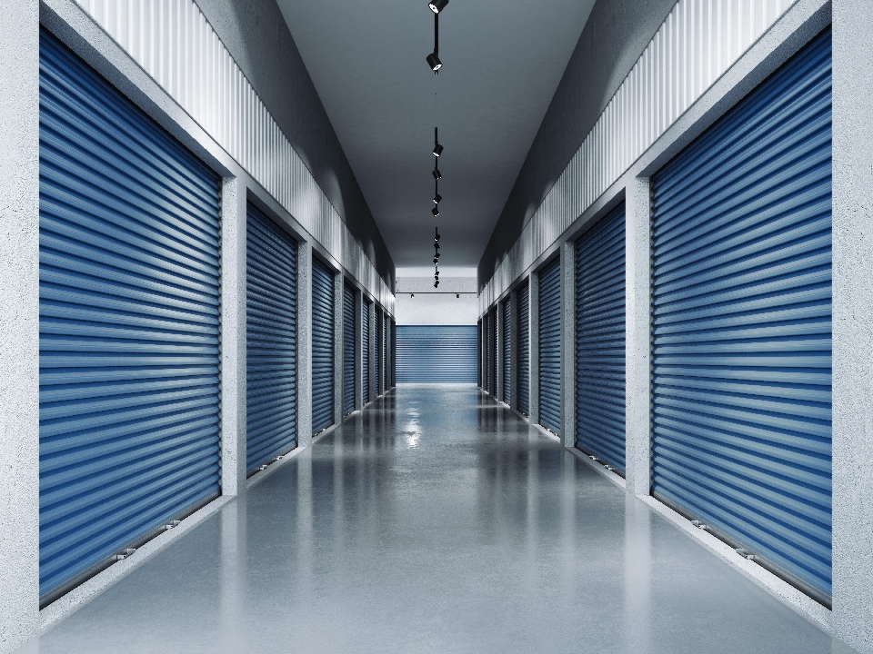 DIY Self Storage Clean Out in Bradenton