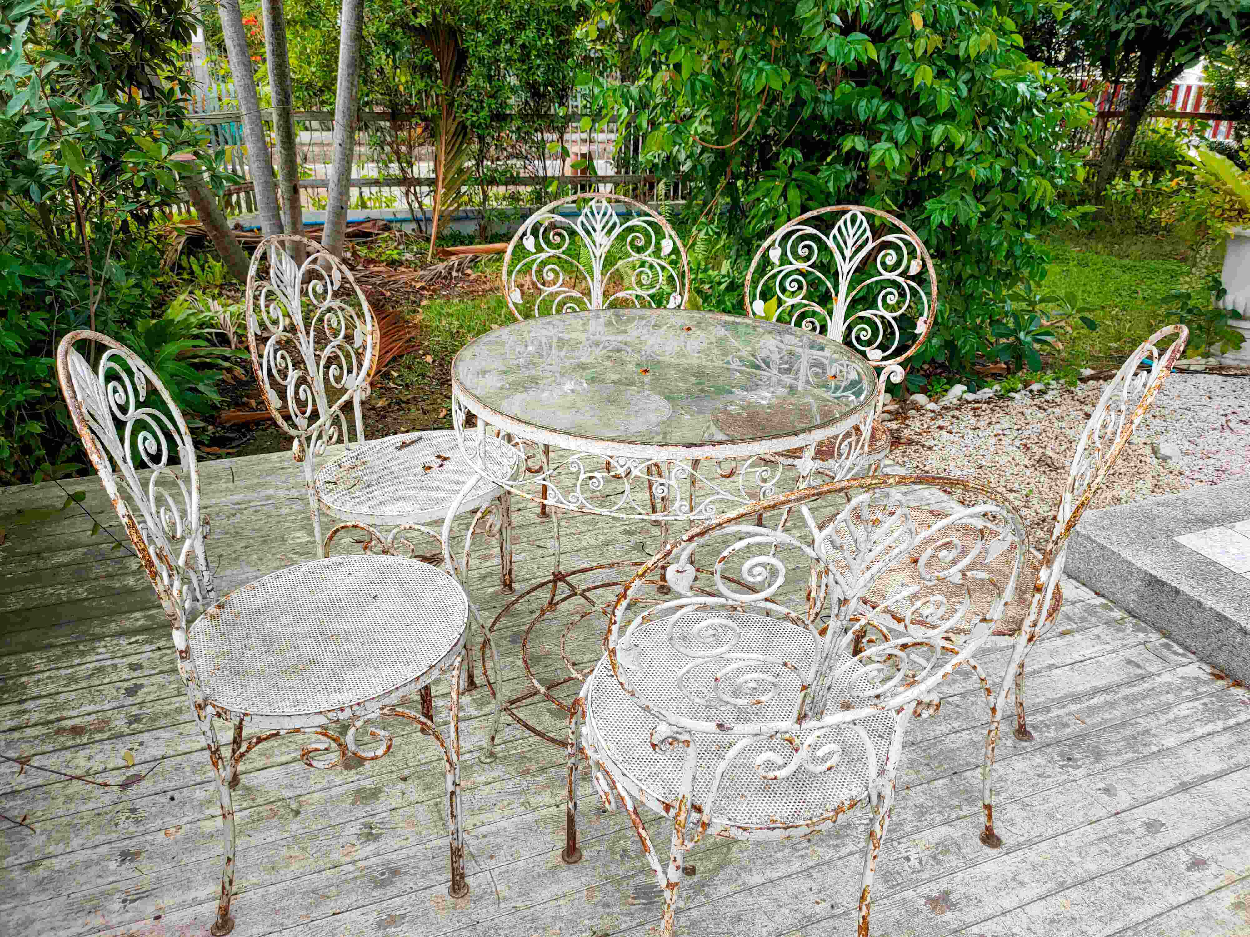 Bradenton Patio Furniture Disposal Tips