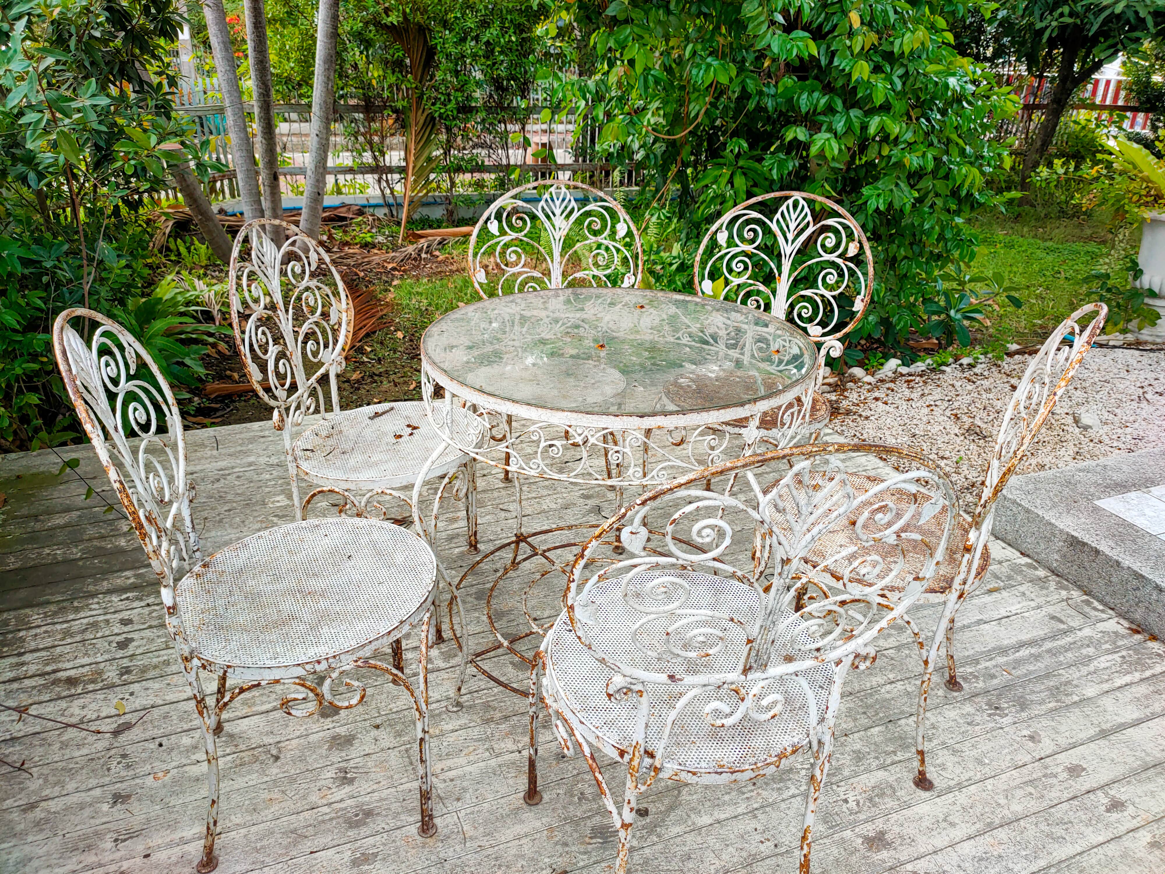 Old Patio Furniture Disposal Options in North Port